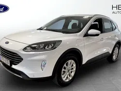Vit (white) Begagnad 2022 Ford Kuga Titanium SUV | 234 900 kr (Superpris)