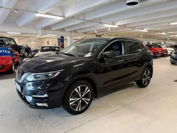 Svart Begagnad 2018 Nissan Qashqai SUV | 129 900 kr (Marknadspris)