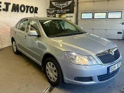 Ljusblå Begagnad 2010 Skoda Octavia Ambiente Halvkombi | 46 900 kr (Superpris)