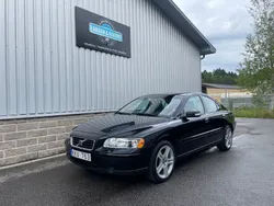 Svart Begagnad 2008 Volvo S60 Standard Sedan | 49 900 kr (Marknadspris)
