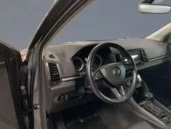 Grå Begagnad 2020 Skoda Karoq Ambition SUV | 259 000 kr (Marknadspris)