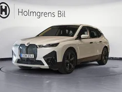 Vit Begagnad 2022 BMW iX Comfort Edition SUV | 519 900 kr (Marknadspris)