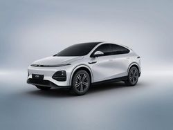 Vit Begagnad 2024 XPENG G6 SUV | 529 900 kr (Marknadspris)