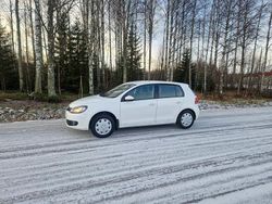 Begagnad 2011 VW Golf VI Halvkombi | 42 500 kr (Marknadspris)