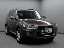 Brun Begagnad 2011 Mitsubishi Outlander Comfort Edition SUV | 74 800 kr (Marknadspris)