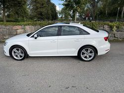 Vit Begagnad 2018 Audi A3 Proline Sedan | 195 000 kr (Marknadspris)