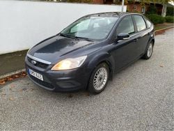 Grå Begagnad 2008 Ford Focus Trend Halvkombi | 20 000 kr (Bra pris)