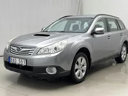 Silver Begagnad 2011 Subaru Outback SUV | 100 100 kr (Marknadspris)