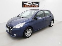 Mörkblå Begagnad 2013 Peugeot 208 Halvkombi | 42 399 kr (Marknadspris)