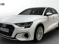 Vit (ibisvit) Begagnad 2021 Audi A3 Sportback Proline Halvkombi | 199 000 kr (Marknadspris)