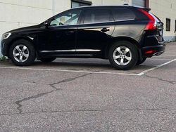 Svart Begagnad 2017 Volvo XC60 Standard SUV | 220 000 kr (Bra pris)