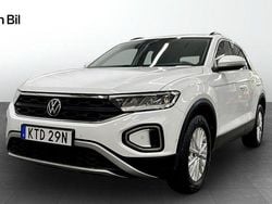 Vit Begagnad 2022 VW T-Roc Life SUV | 204 900 kr (Marknadspris)