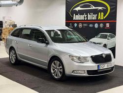 Silver Begagnad 2013 Skoda Superb Ambition Kombi | 59 900 kr (Superpris)