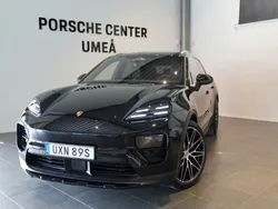Svart Ny 2025 Porsche Macan SUV | 1 120 400 kr (Superpris)