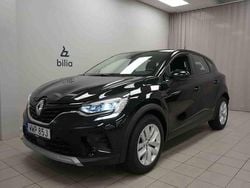 Svart Begagnad 2023 Renault Captur SUV | 214 900 kr (Marknadspris)