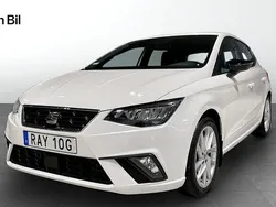 Vit Begagnad 2023 Seat Ibiza FR Halvkombi | 204 900 kr (Marknadspris)