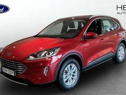 Mörkröd (red) Begagnad 2022 Ford Kuga Titanium SUV | 244 900 kr (Marknadspris)