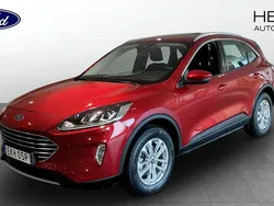 Mörkröd (red) Begagnad 2022 Ford Kuga Titanium SUV | 244 900 kr (Marknadspris)