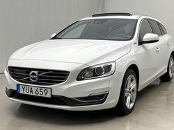 Vit Begagnad 2018 Volvo V60 Standard Kombi | 201 000 kr