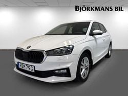 Vit Begagnad 2022 Skoda Fabia Halvkombi | 179 900 kr (Marknadspris)