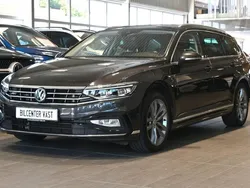 Mörkgrå Begagnad 2020 VW Passat R-line Kombi | 219 000 kr (Marknadspris)