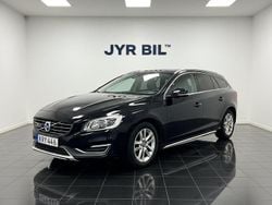 Svart Begagnad 2014 Volvo V60 Summum Kombi | 124 700 kr (Marknadspris)