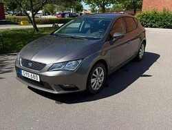 Grå Begagnad 2016 Seat Leon Style Halvkombi | 86 000 kr (Bra pris)
