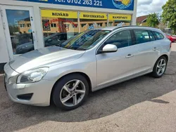 Ljusgrå Begagnad 2012 Volvo V60 Momentum Kombi | 89 800 kr (Bra pris)