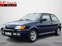 Mörkblå Begagnad 1992 Ford Fiesta Halvkombi | 69 500 kr