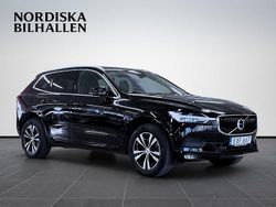 Svart Begagnad 2020 Volvo XC60 Momentum SUV | 359 795 kr (Marknadspris)
