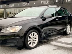 Svart Begagnad 2016 VW Golf VII Kombi | 114 900 kr (Marknadspris)