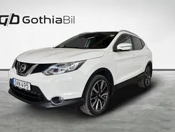 Vit Begagnad 2016 Nissan Qashqai Tekna SUV | 149 900 kr (Marknadspris)