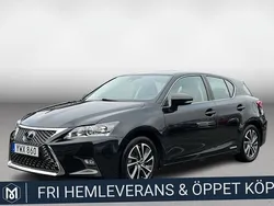 Svart Begagnad 2017 Lexus CT200h Halvkombi | 199 900 kr