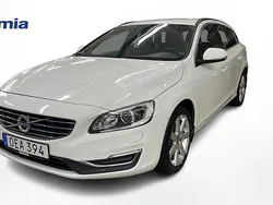 Vit Begagnad 2016 Volvo V60 Business Edition Kombi | 189 000 kr (Marknadspris)