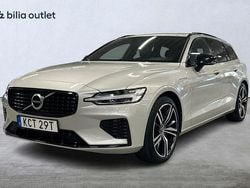 Vit Begagnad 2020 Volvo V60 R-Design Kombi | 339 900 kr (Marknadspris)