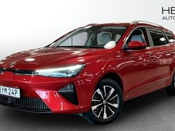 Röd (red) Begagnad 2022 MG MG5 EV Comfort Kombi | 199 900 kr (Marknadspris)