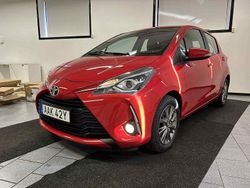 Röd Begagnad 2019 Toyota Yaris Active Halvkombi | 119 500 kr (Marknadspris)