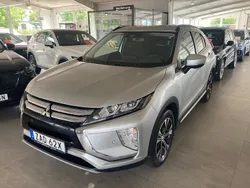 Silver Begagnad 2018 Mitsubishi Eclipse Cross SUV | 239 500 kr (Marknadspris)