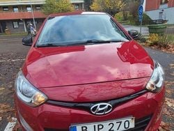 Begagnad 2015 Hyundai i20 Halvkombi | 36 000 kr (Superpris)