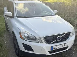 Vit Begagnad 2014 Volvo XC60 Summum SUV | 100 000 kr (Marknadspris)