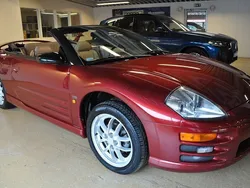 Mörkröd Begagnad 2002 Mitsubishi Eclipse Cab | 89 000 kr
