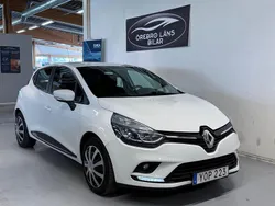 Vit Begagnad 2017 Renault Clio IV Halvkombi | 84 900 kr (Marknadspris)