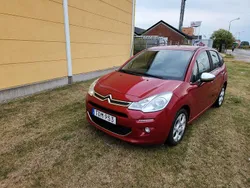 Röd Begagnad 2014 Citroën C3 Halvkombi | 39 500 kr (Marknadspris)