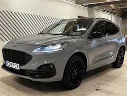 Grå/silver Begagnad 2023 Ford Kuga Business Edition SUV | 399 800 kr