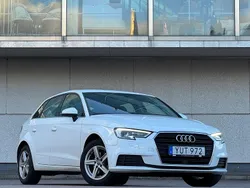 Vit Begagnad 2019 Audi A3 Sportback Proline Halvkombi | 179 900 kr (Marknadspris)