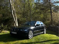 Svart Begagnad 2004 BMW 318 Comfort Edition Sedan | 22 000 kr (Marknadspris)