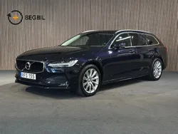 Mörkblå Begagnad 2018 Volvo V90 Momentum Kombi | 248 700 kr (Marknadspris)