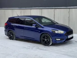 Blå Begagnad 2017 Ford Focus ST-Line Kombi | 139 900 kr (Lite dyr)