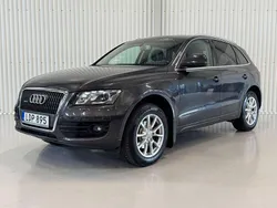 Grå Begagnad 2010 Audi Q5 SUV | 104 900 kr (Marknadspris)