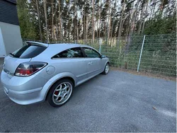 Grå Begagnad 2008 Opel Astra GTC Halvkombi | 39 900 kr